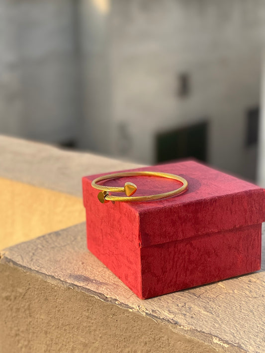 Beautiful Gold Heart Armlet