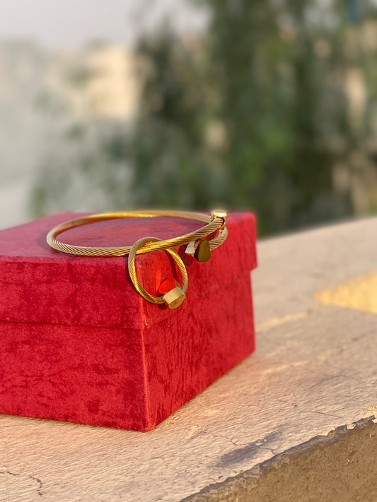 Beautiful Gold Heart Armlet